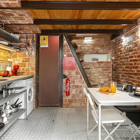 דירה Brick House *